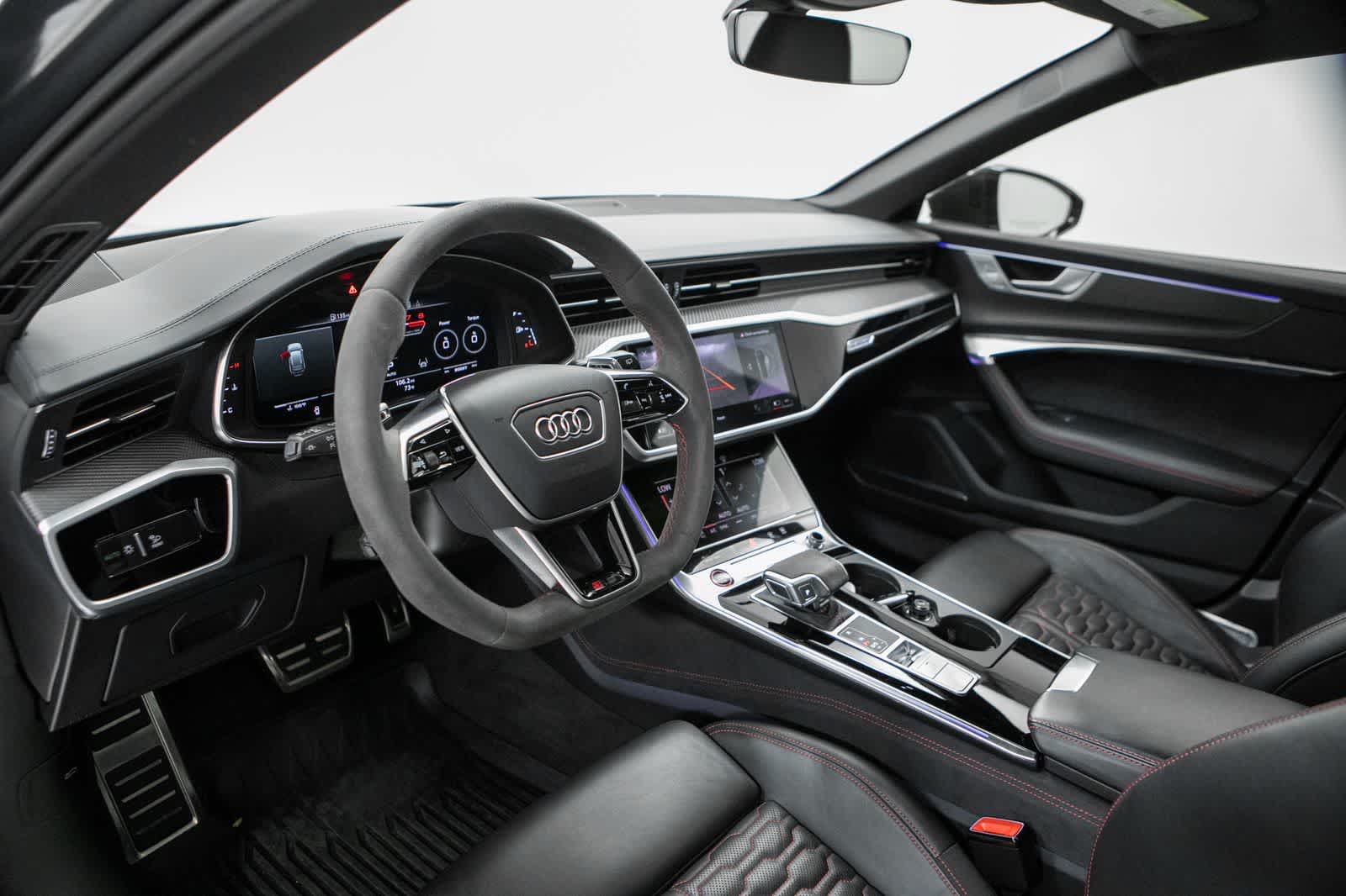 Thumbnail: 2023 Audi RS 6 - 4