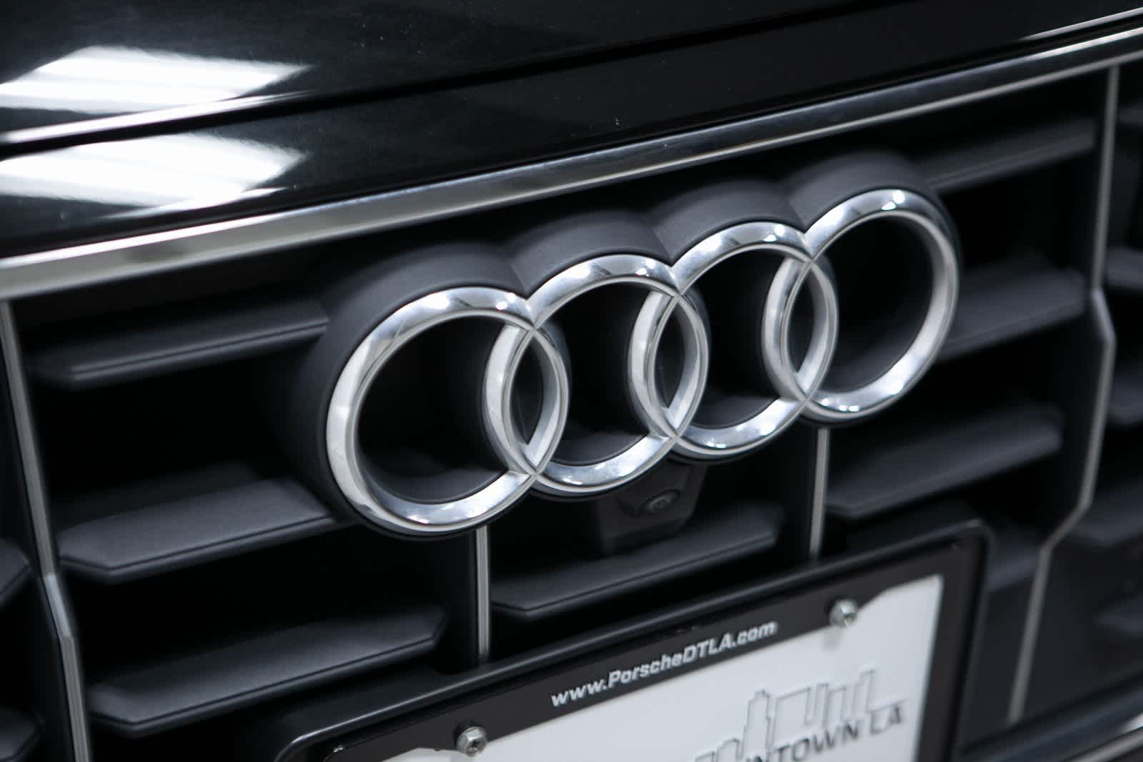 Thumbnail: 2022 Audi Q8 - 29