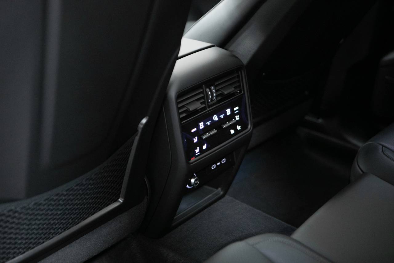 Thumbnail: 2026 Porsche  - 36