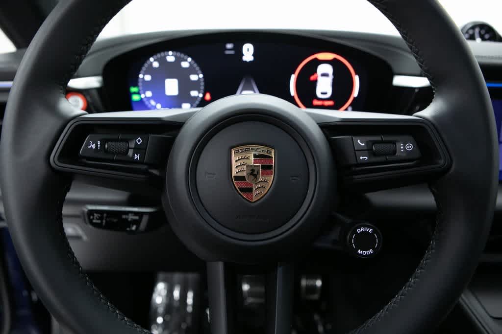 Thumbnail: 2025 Porsche Macan - 14
