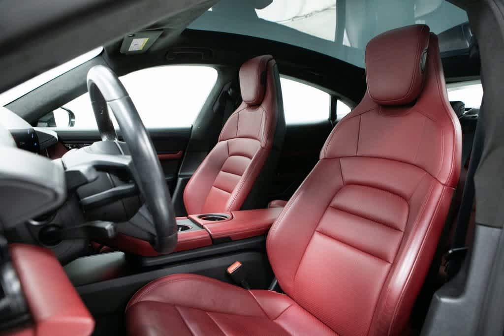 Thumbnail: 2021 Porsche Taycan - 5