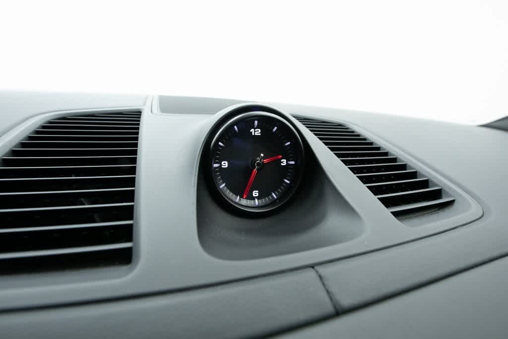 Thumbnail: 2022 Porsche Cayenne - 24