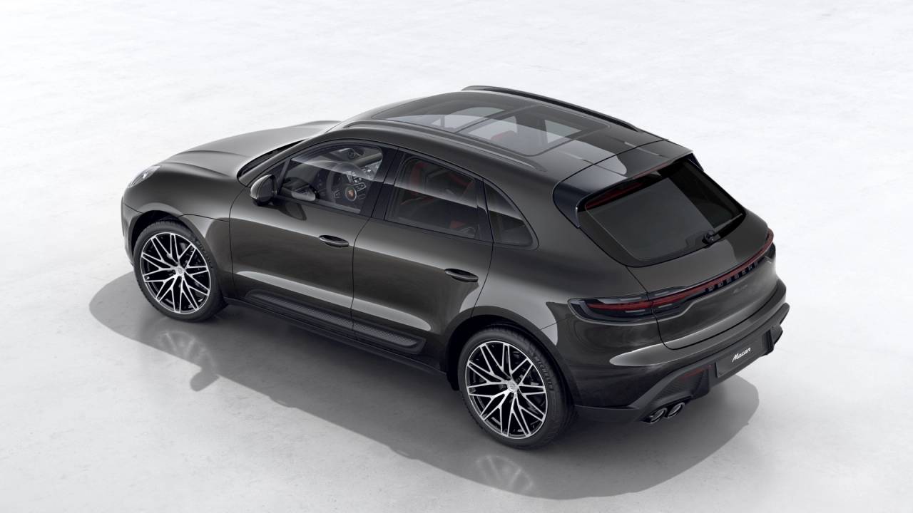 Thumbnail: 2026 Porsche Macan - 4