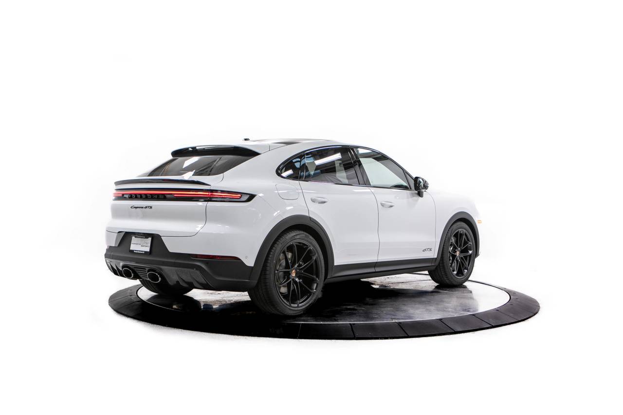 Thumbnail: 2026 Porsche  - 7