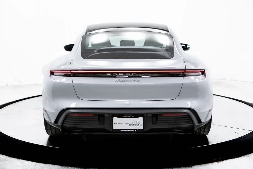 Thumbnail: 2025 Porsche Taycan - 6