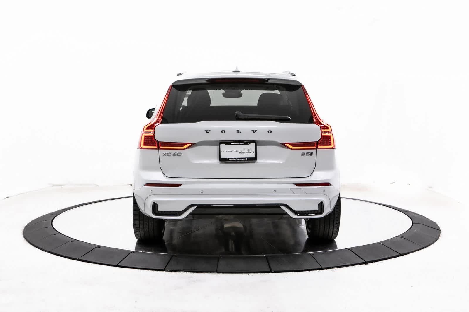 Thumbnail: 2024 Volvo XC60 - 6