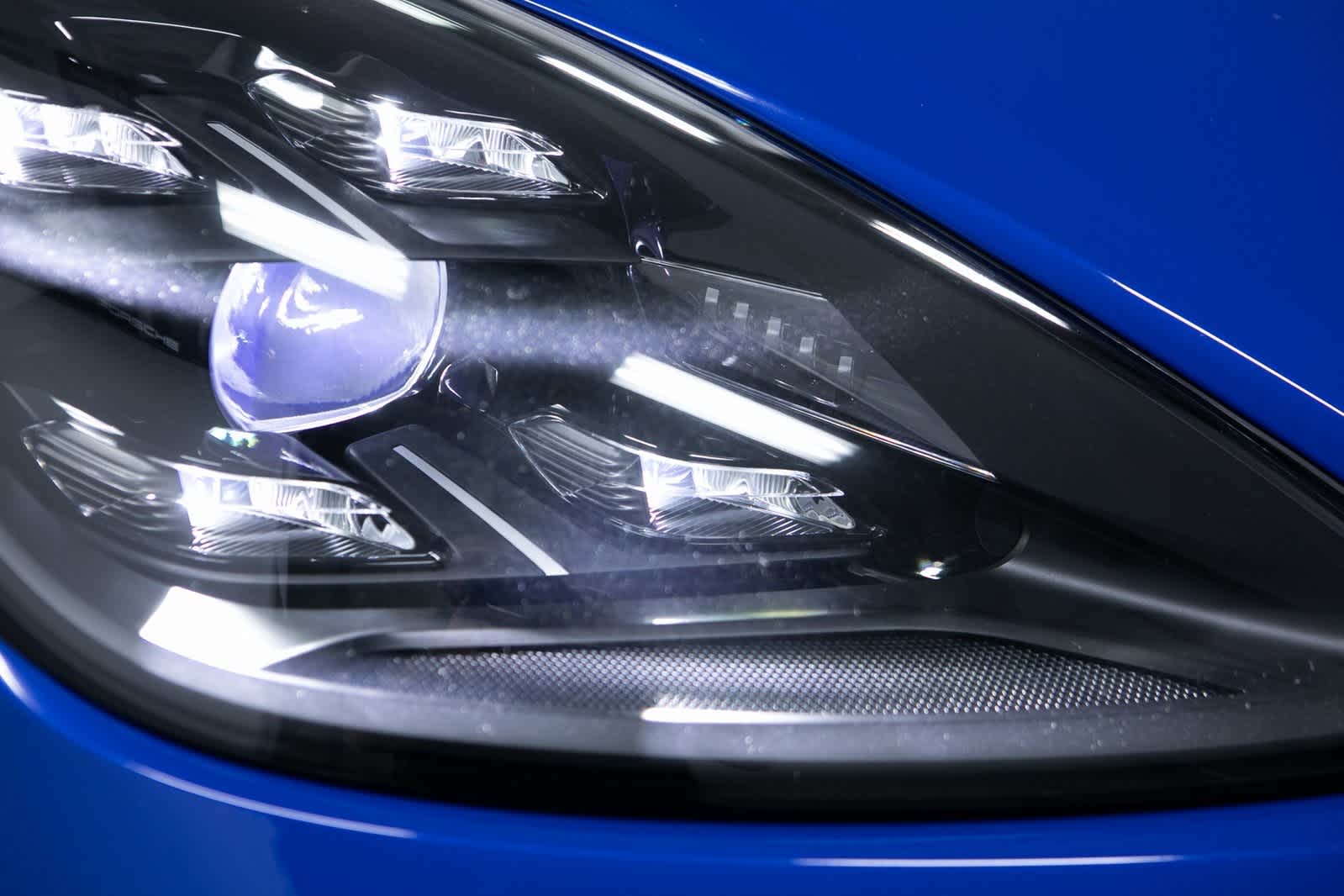 Thumbnail: 2023 Porsche Cayenne - 32