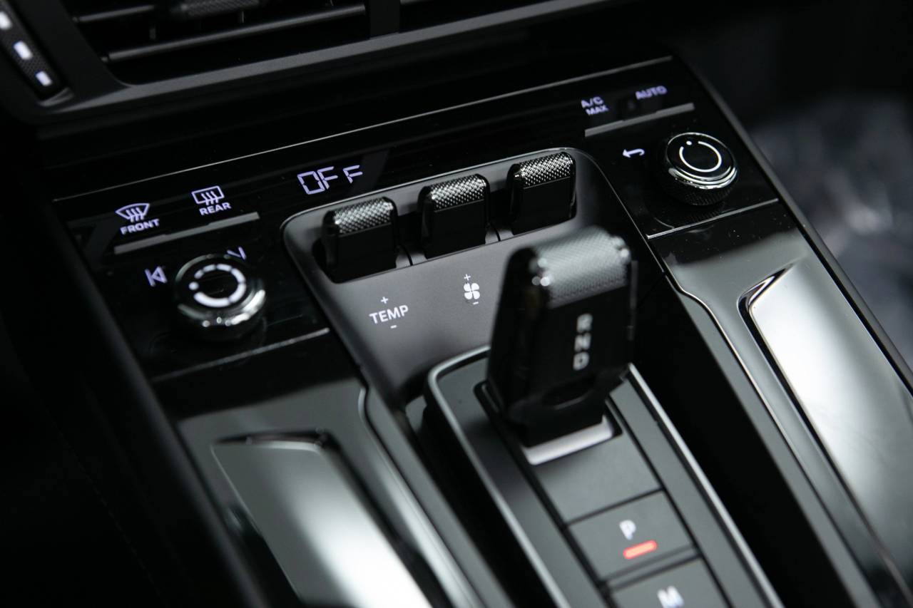 Thumbnail: 2026 Porsche 911 - 29