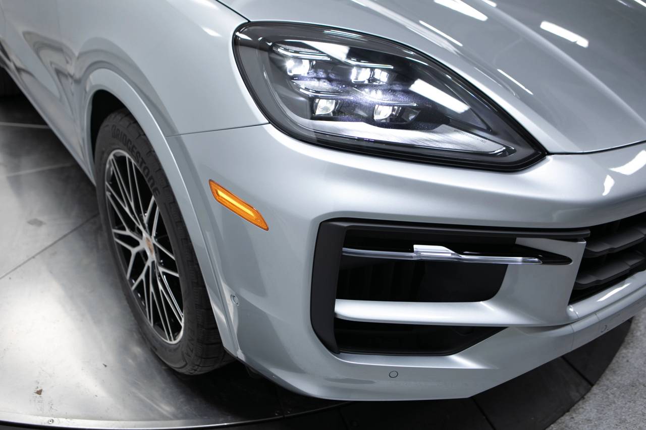 Thumbnail: 2026 Porsche  - 12