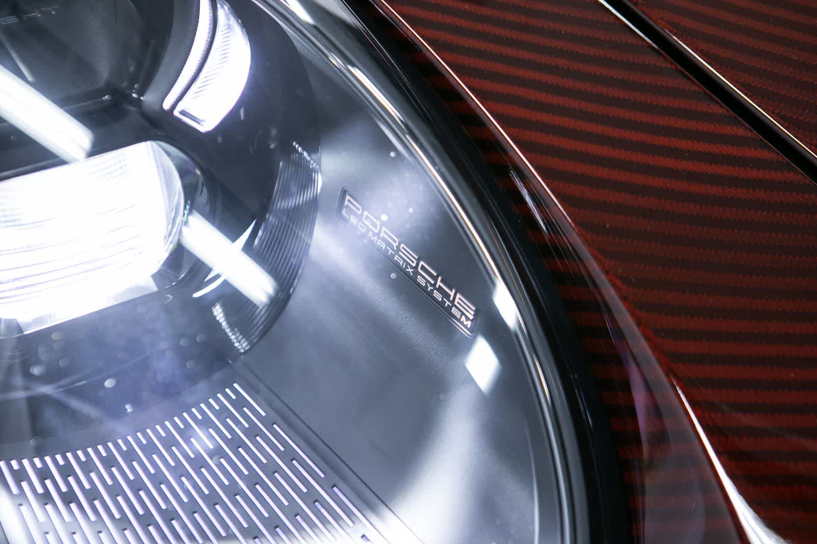 Thumbnail: 2022 Porsche 911 - 16