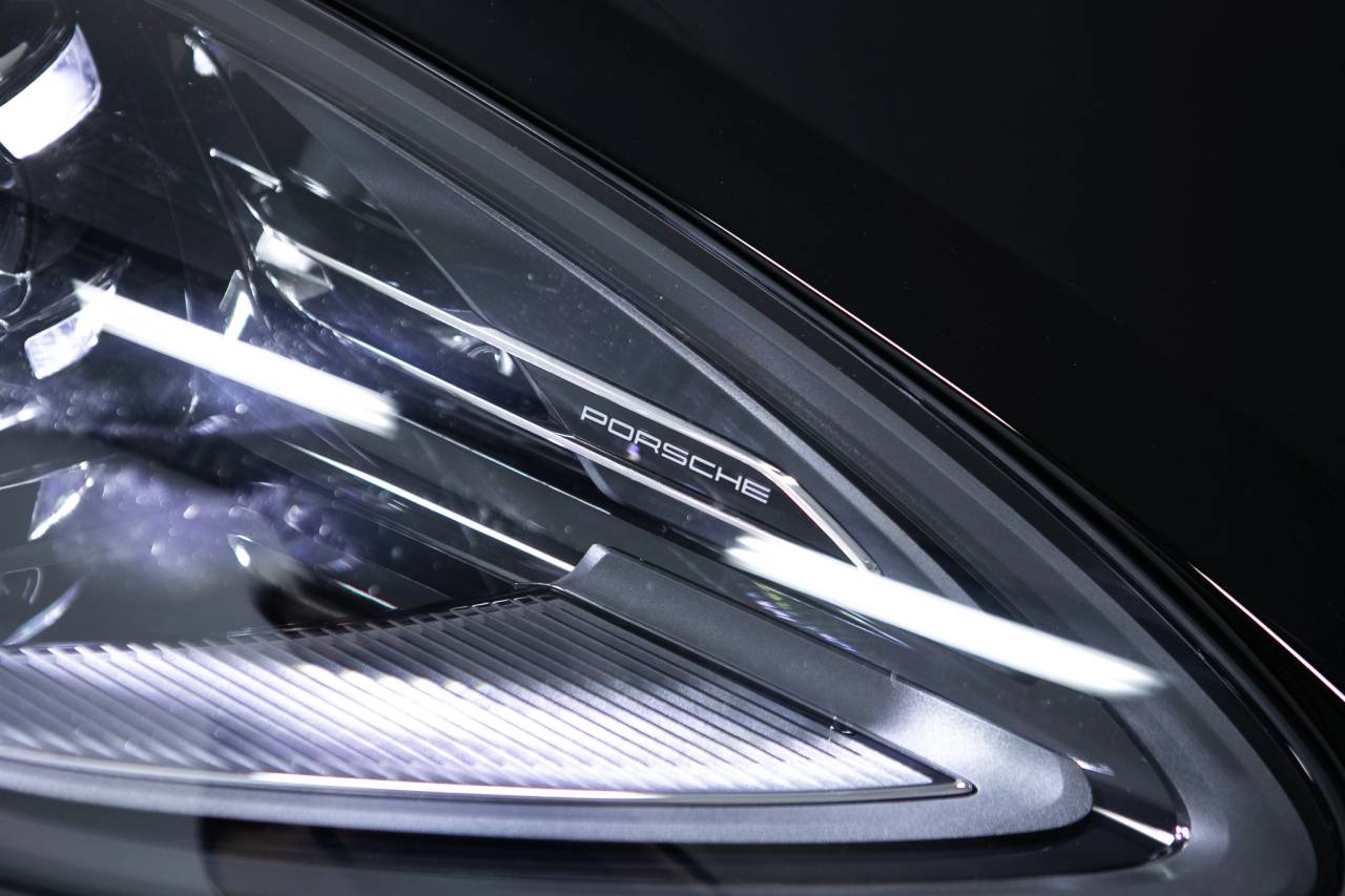 Thumbnail: 2026 Porsche Macan - 13