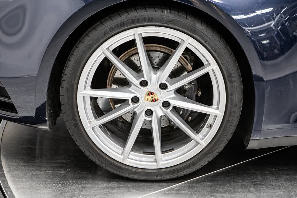 Thumbnail: 2021 Porsche 911 - 10