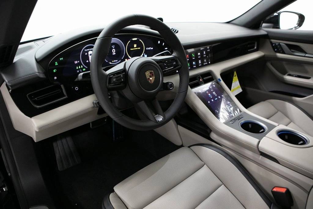 Thumbnail: 2025 Porsche Taycan - 4