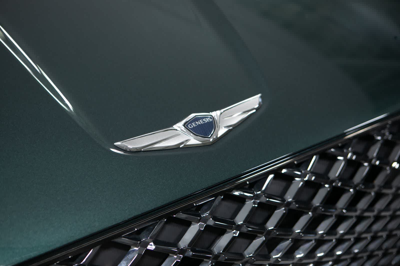Thumbnail: 2023 Genesis GV70 - 16