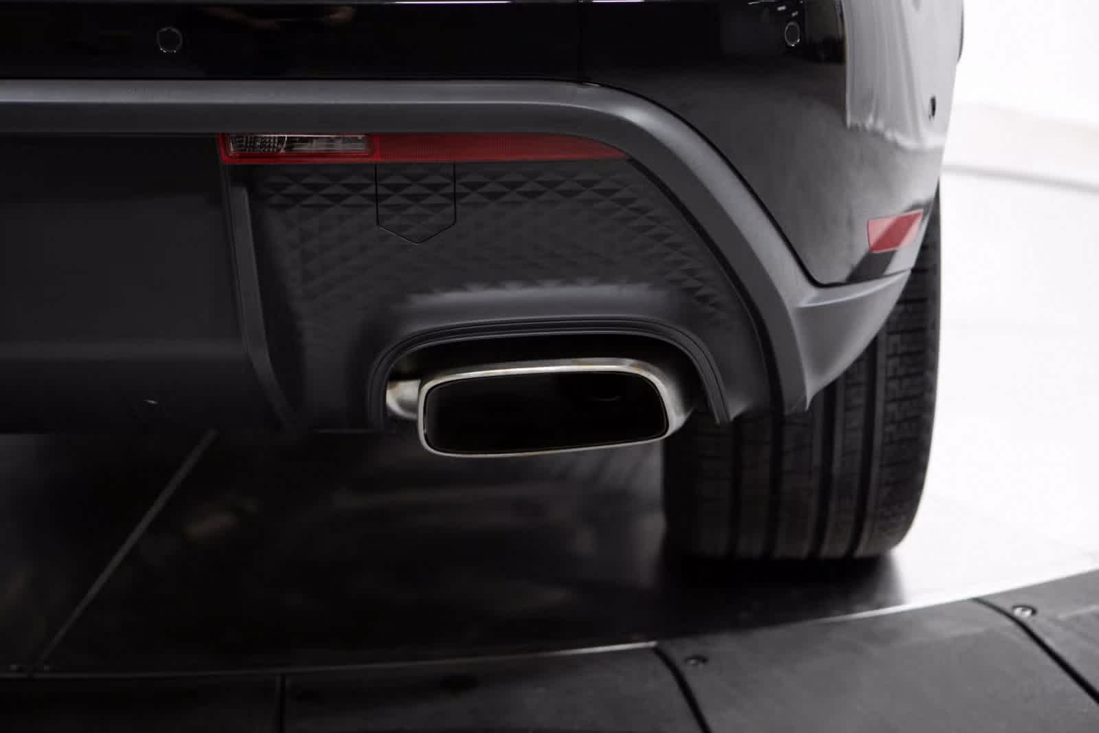 Thumbnail: 2025 Porsche Macan - 34