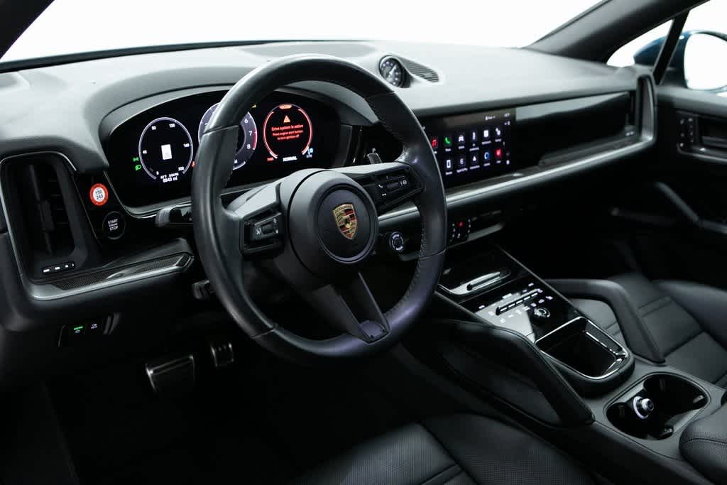 Thumbnail: 2024 Porsche Cayenne - 4