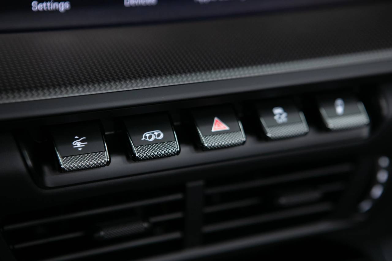 Thumbnail: 2026 Porsche 911 - 24