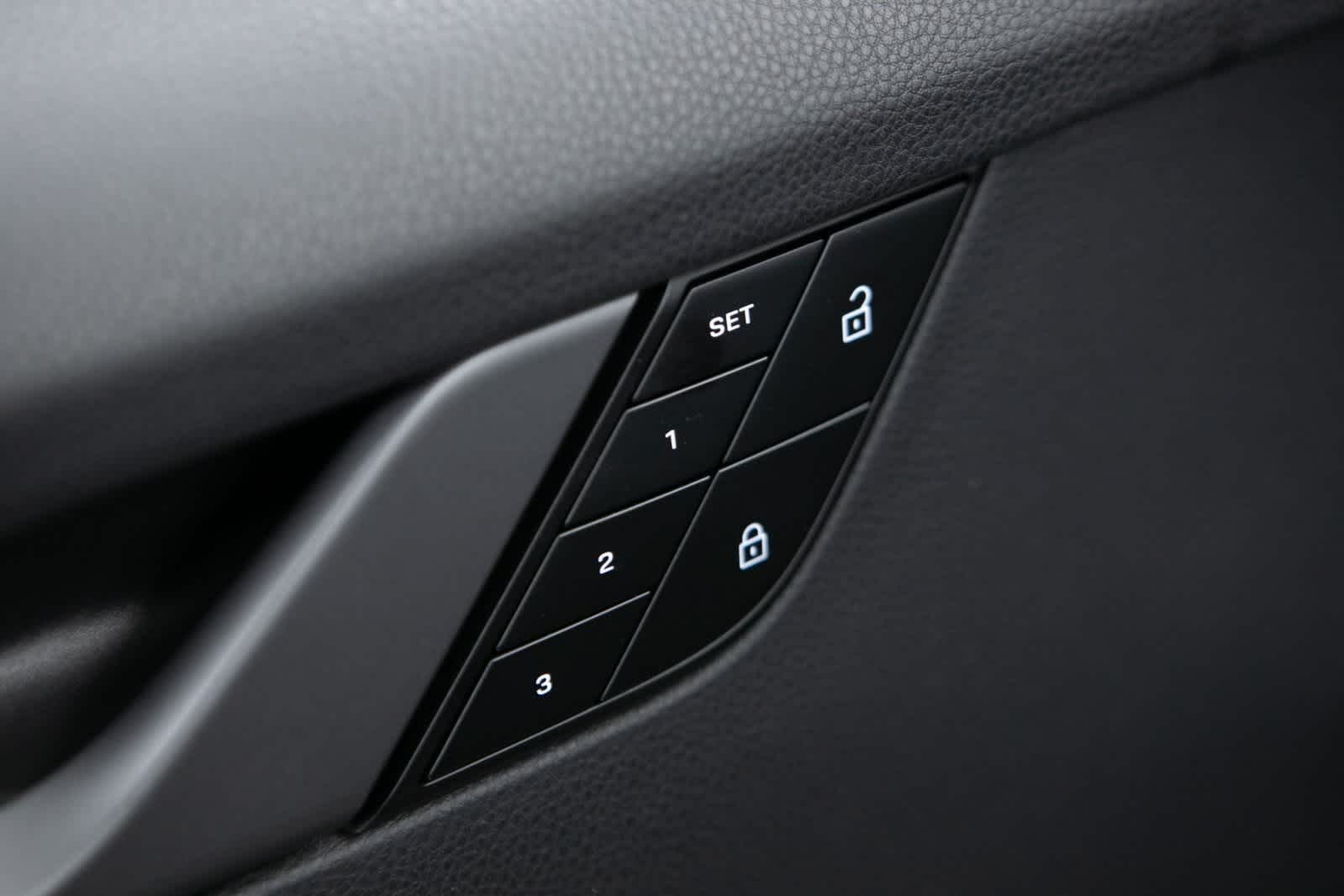 Thumbnail: 2022 Porsche 911 - 19