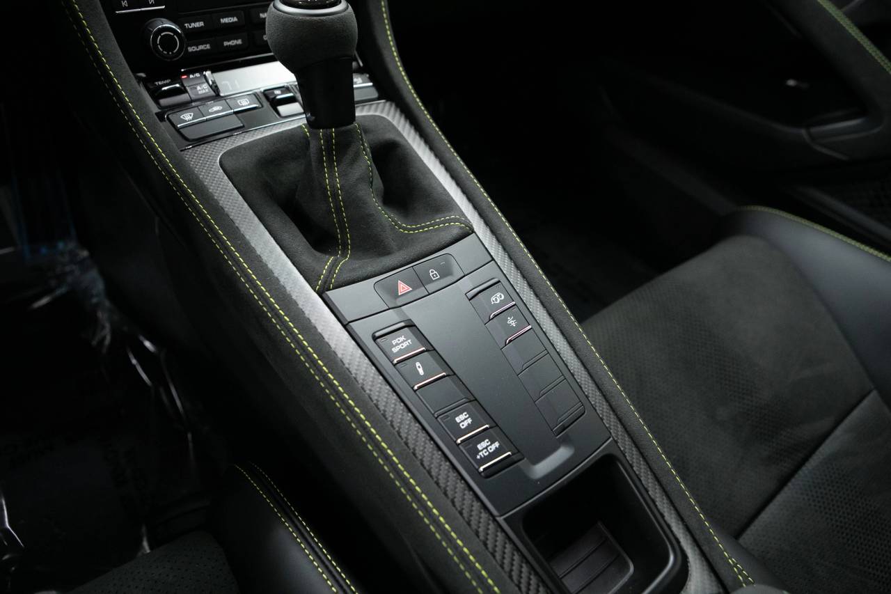 Thumbnail: 2025 Porsche  - 31