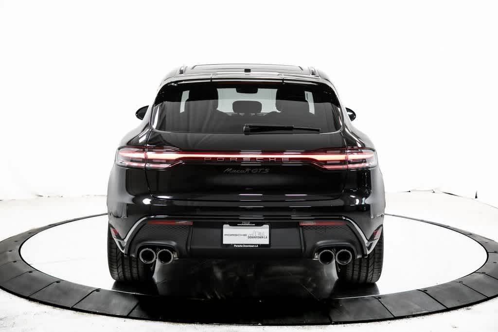 Thumbnail: 2025 Porsche Macan - 6