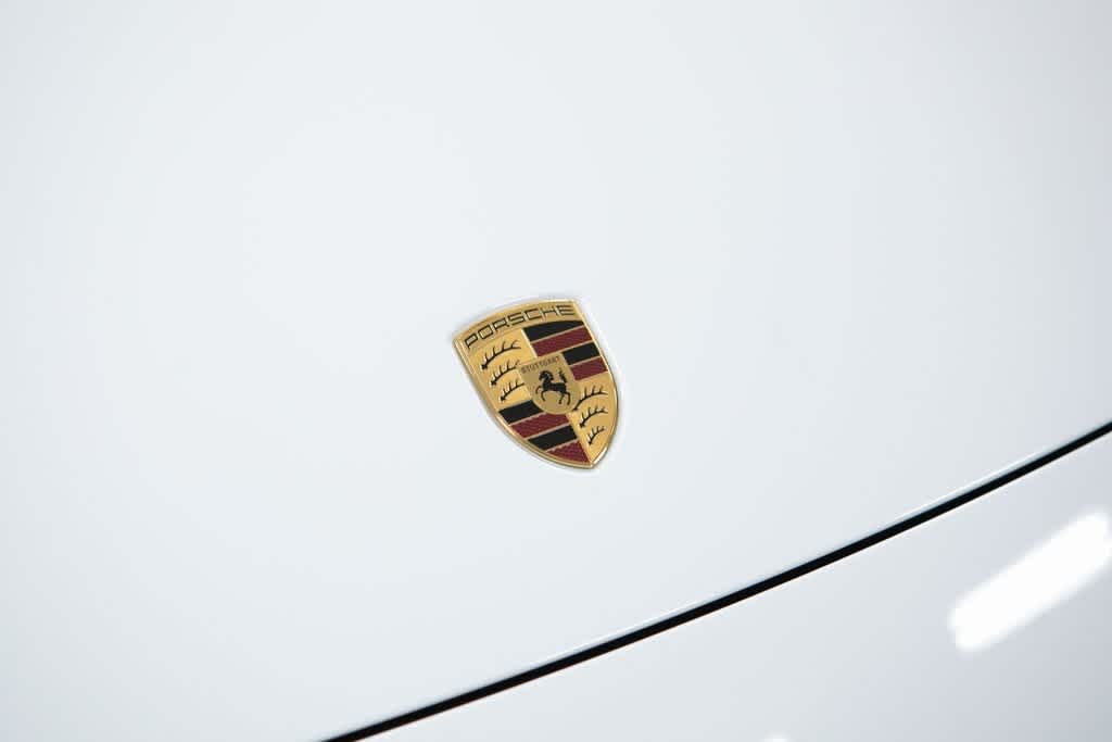 Thumbnail: 2025 Porsche Macan - 19