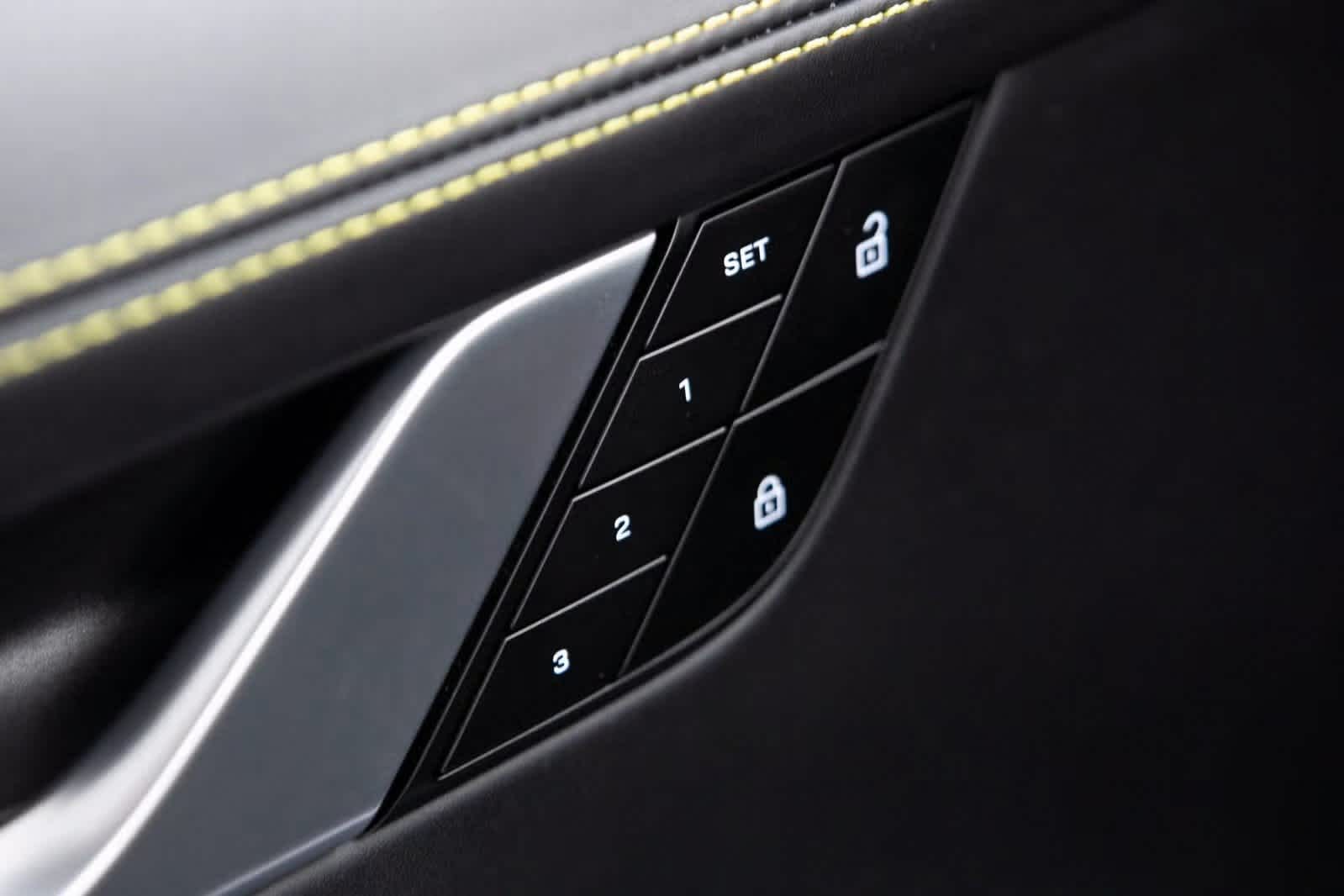 Thumbnail: 2023 Porsche 911 - 19