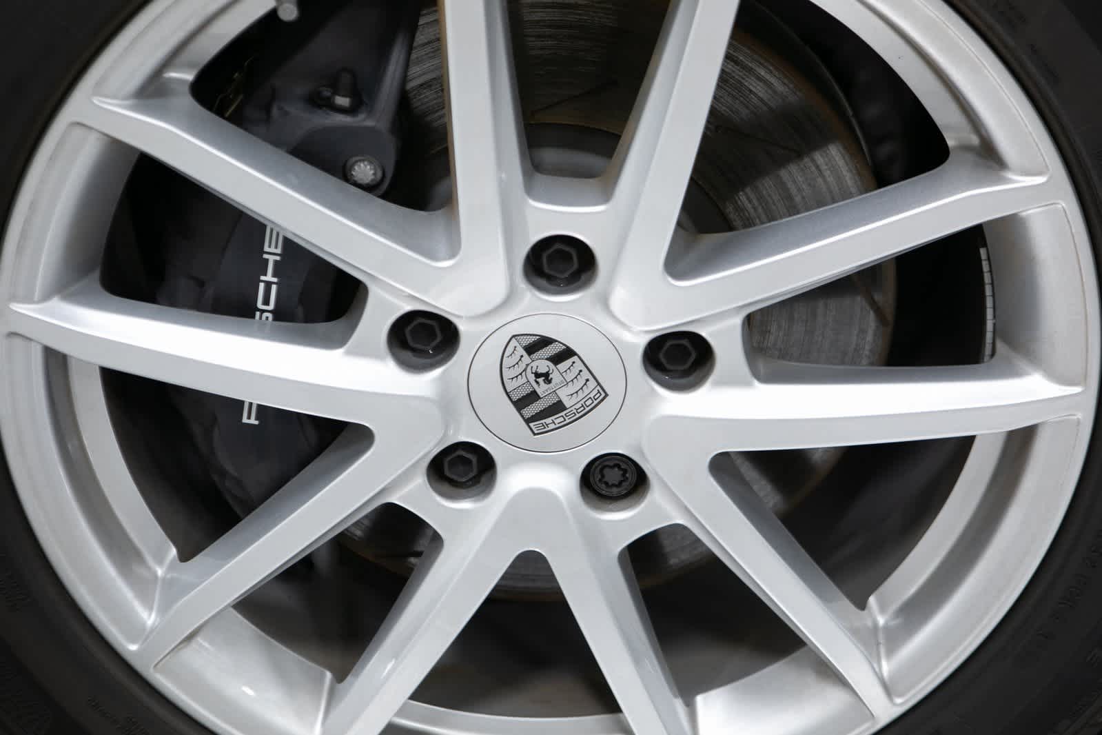 Thumbnail: 2025 Porsche Panamera - 11