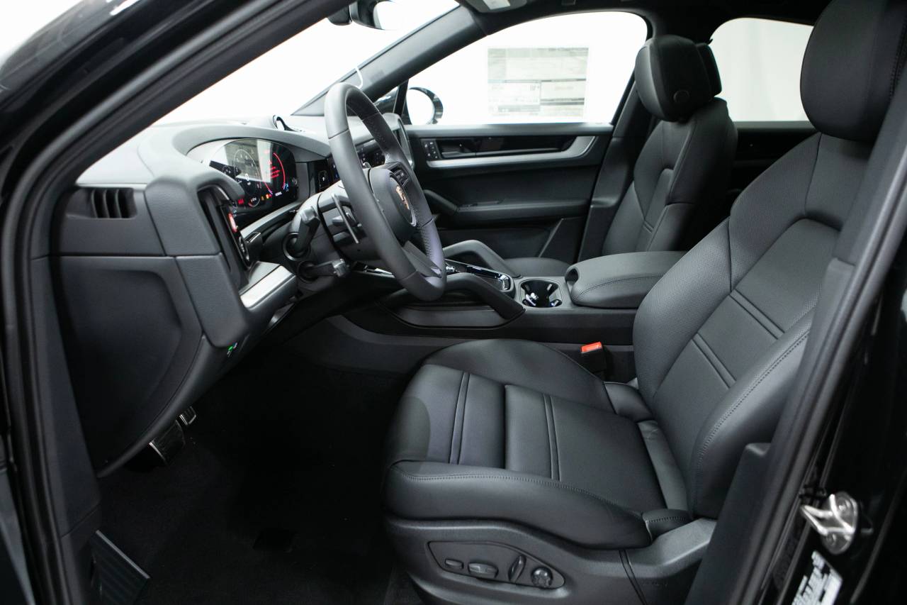 Thumbnail: 2026 Porsche  - 23