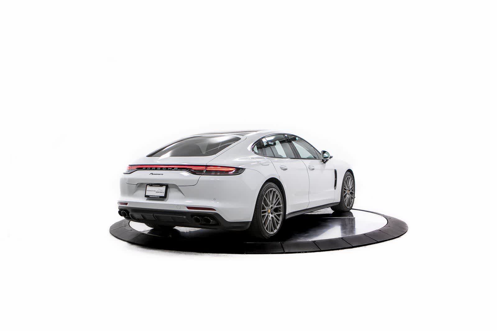 Thumbnail: 2023 Porsche Panamera - 7