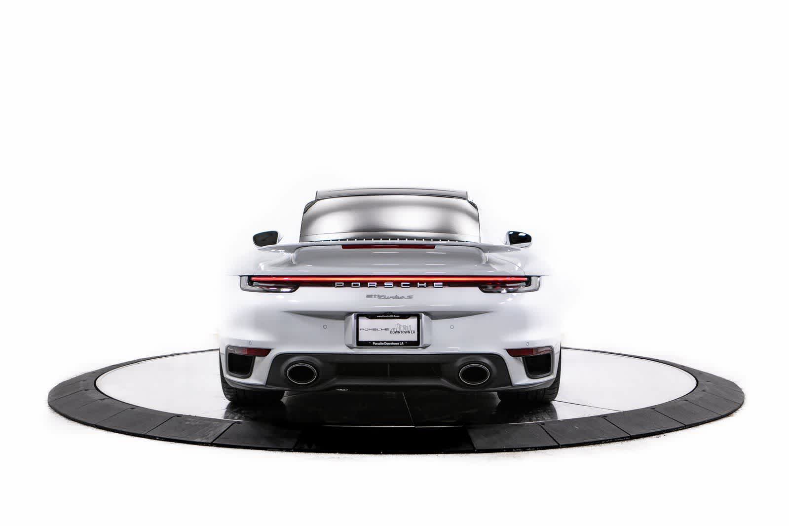 Thumbnail: 2021 Porsche 911 - 6