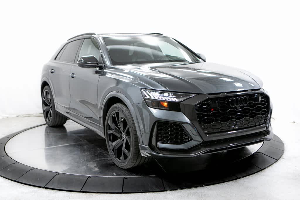 Thumbnail: 2023 Audi RS Q8 - 9