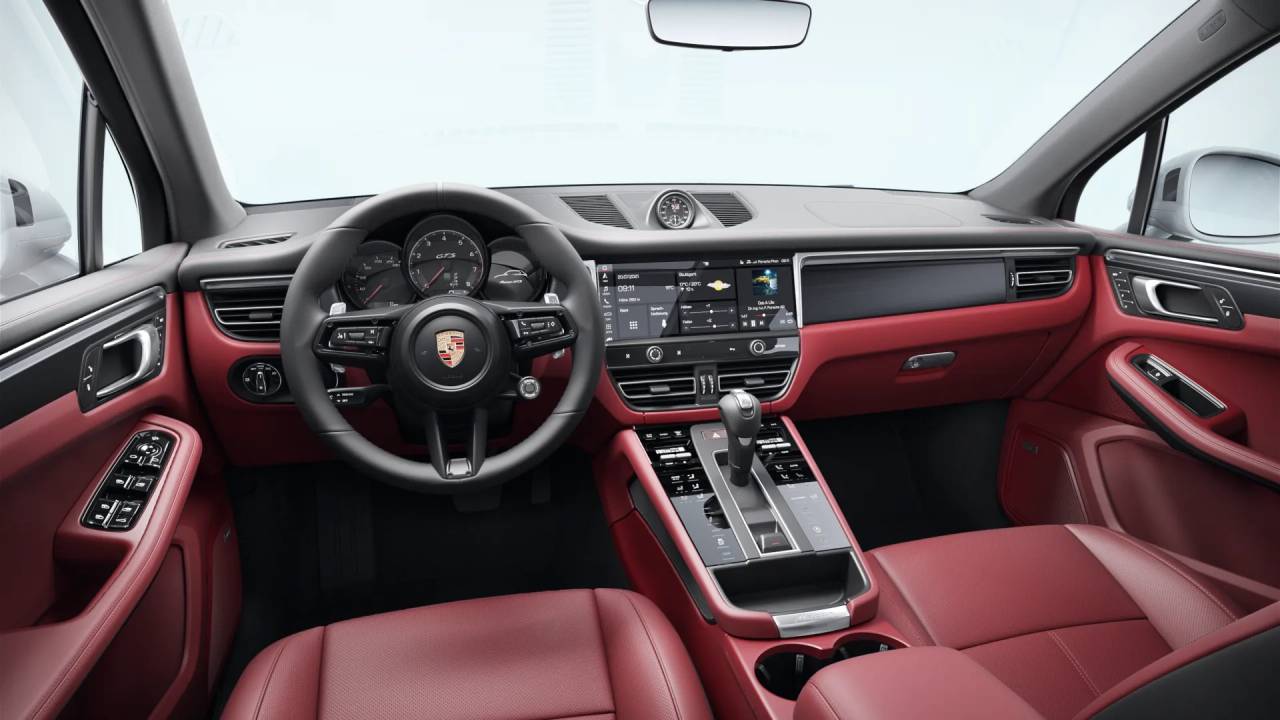 Thumbnail: 2026 Porsche Macan - 10