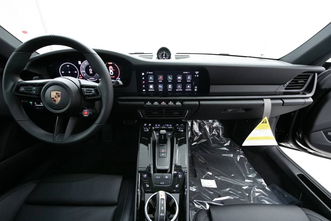 Thumbnail: 2025 Porsche 911 - 20