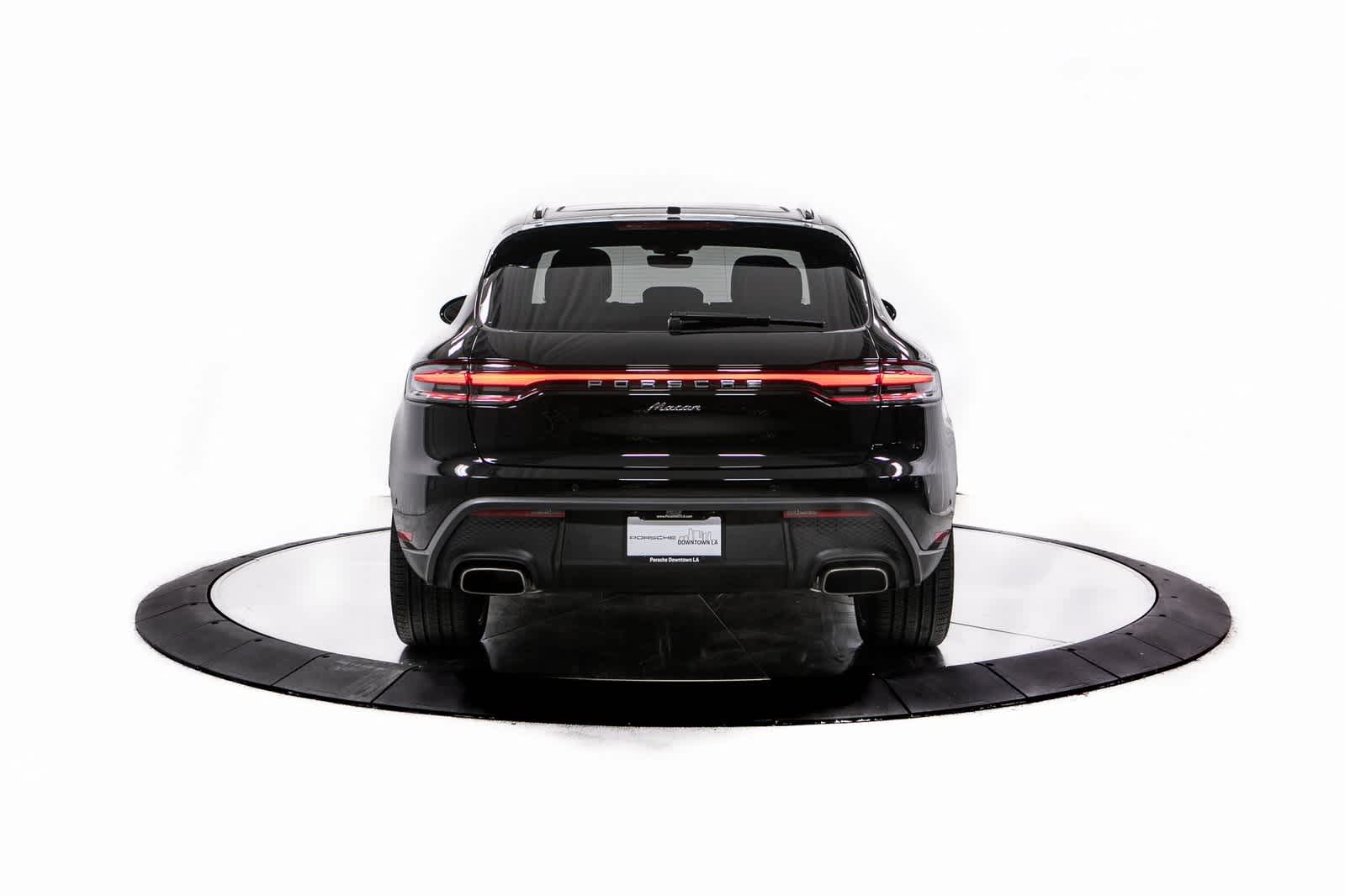 Thumbnail: 2025 Porsche Macan - 6