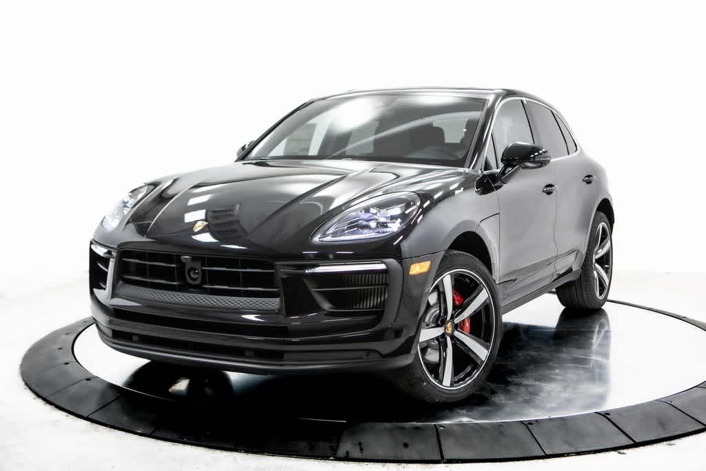 Thumbnail: 2025 Porsche Macan - 1