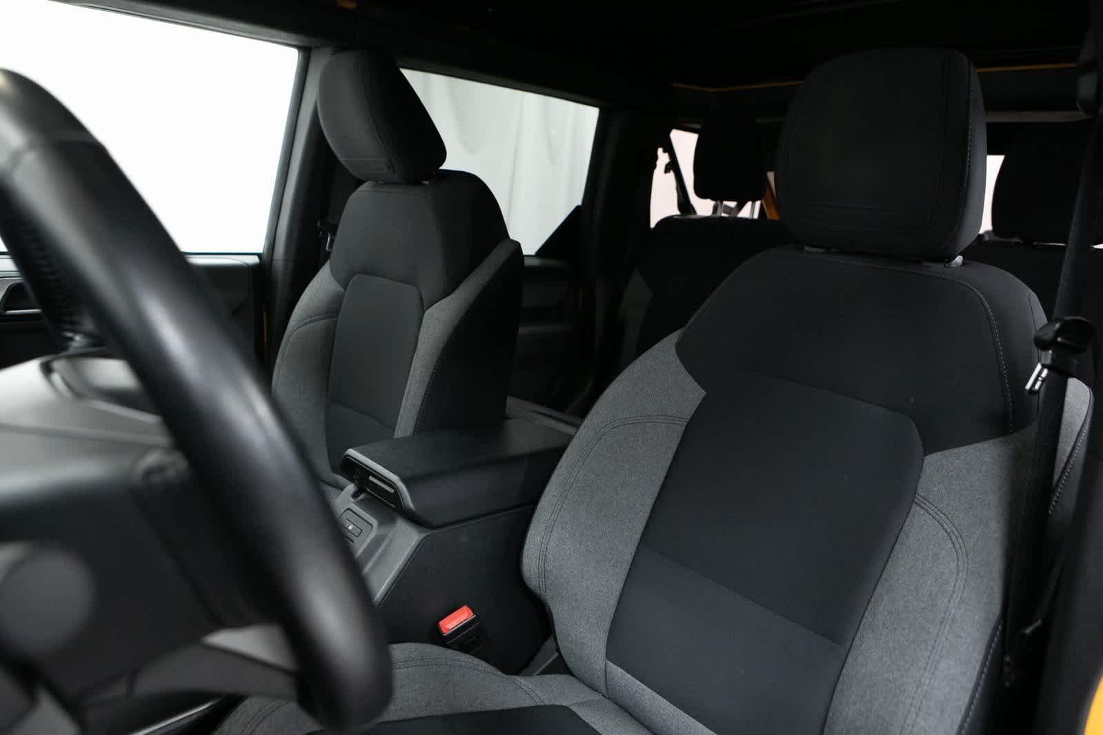 Thumbnail: 2022 Ford Bronco - 5