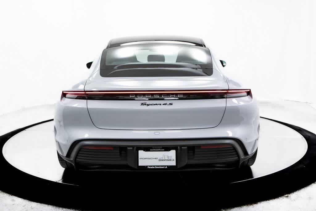 Thumbnail: 2025 Porsche Taycan - 6