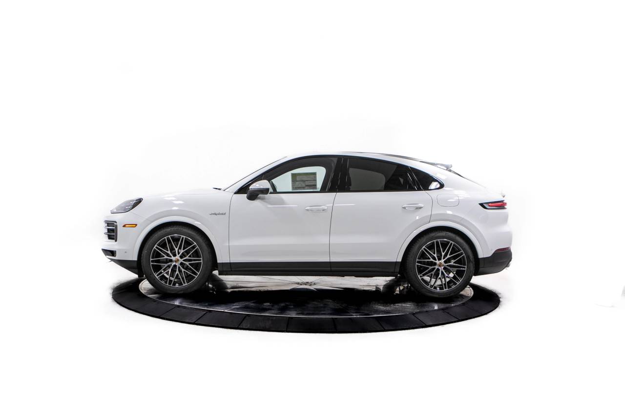 Thumbnail: 2026 Porsche  - 2