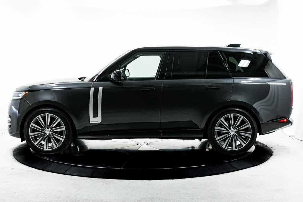 Thumbnail: 2023 Land Rover Range Rover - 2
