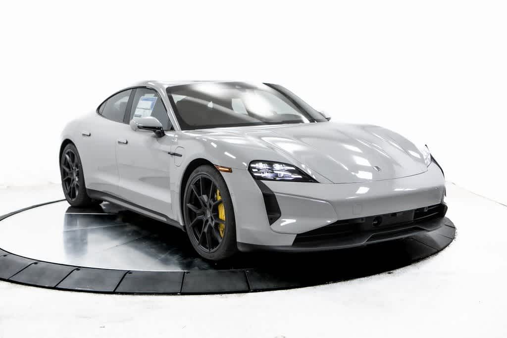 Thumbnail: 2025 Porsche Taycan - 9