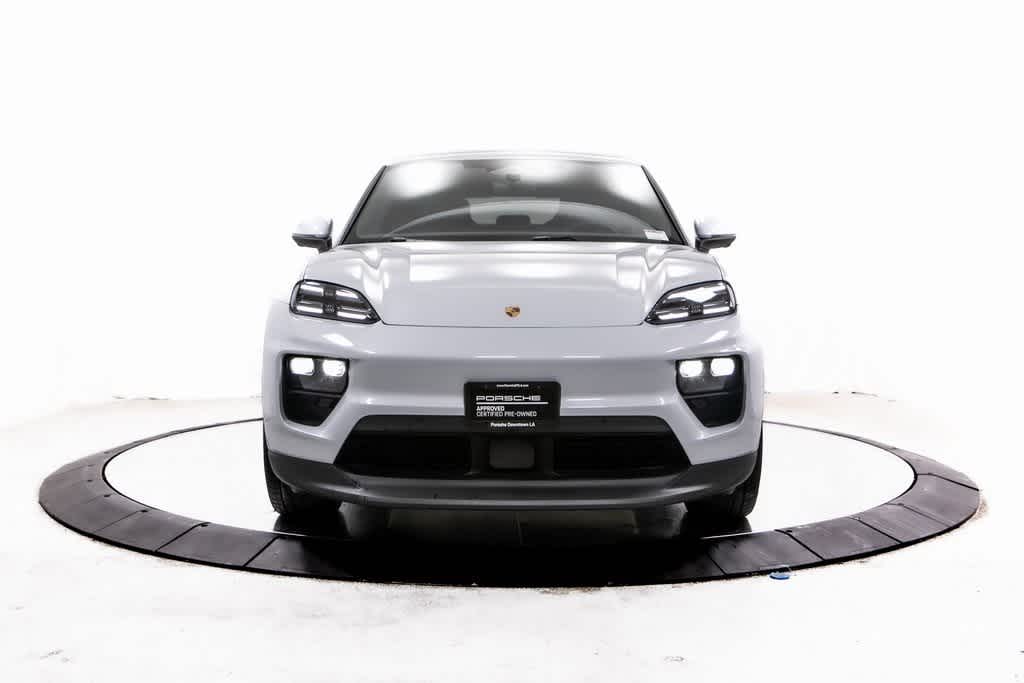 Thumbnail: 2025 Porsche Macan - 10