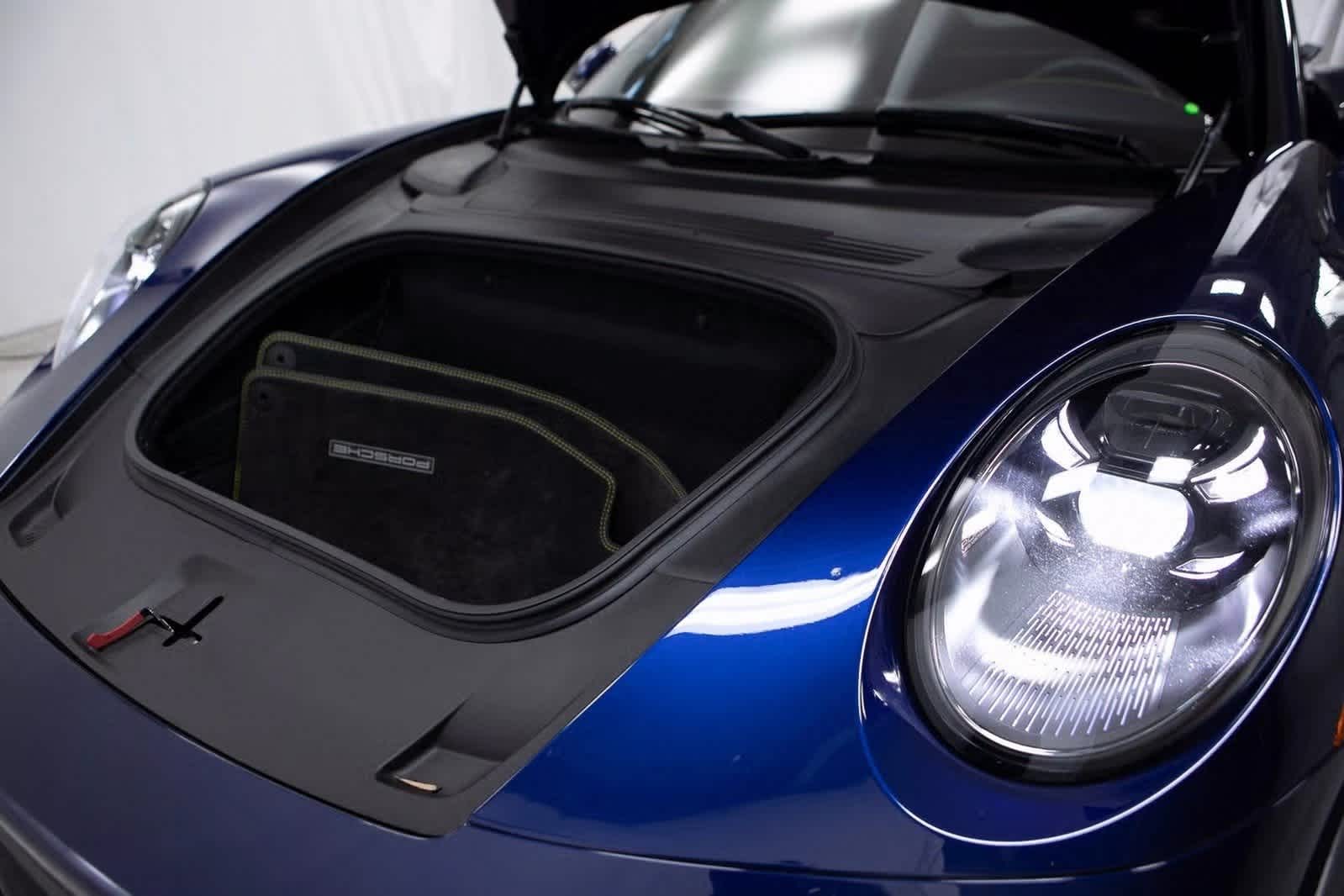 Thumbnail: 2023 Porsche 911 - 29