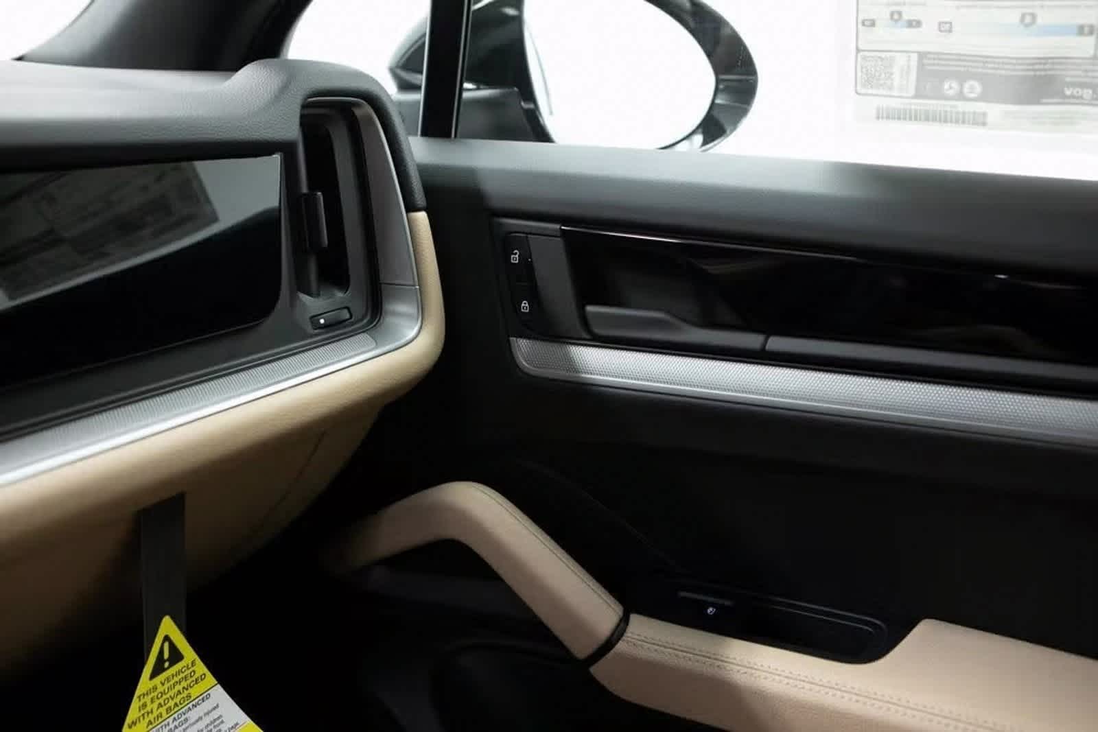 Thumbnail: 2025 Porsche Cayenne - 25