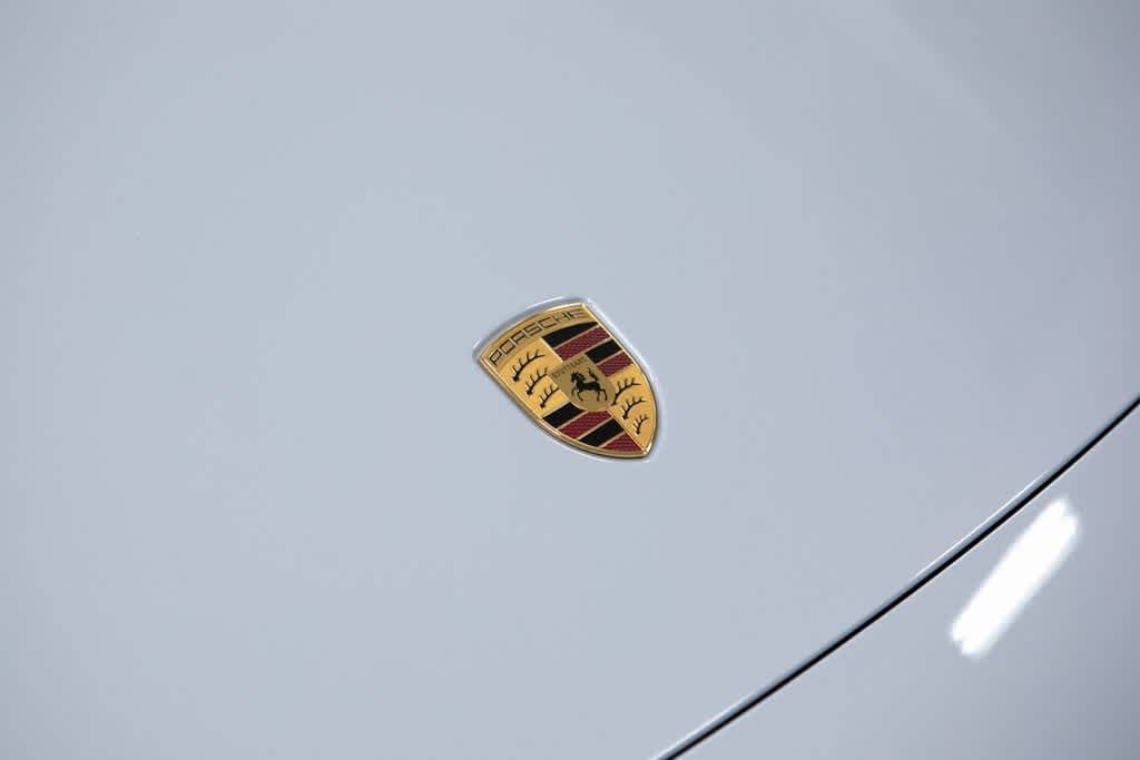 Thumbnail: 2025 Porsche Taycan - 19