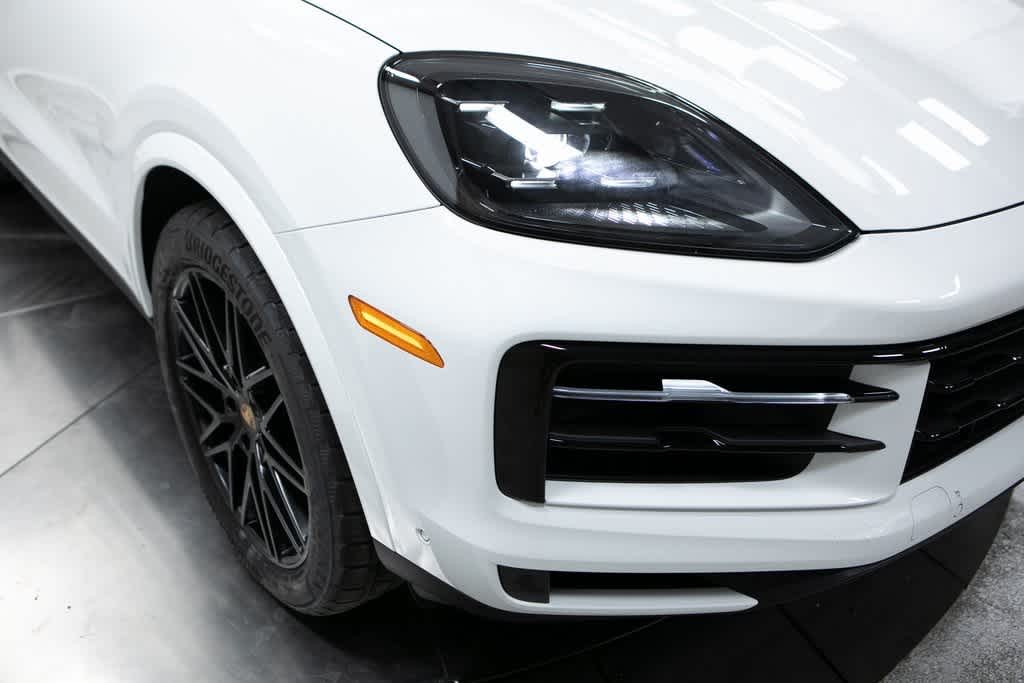 Thumbnail: 2025 Porsche Cayenne - 12