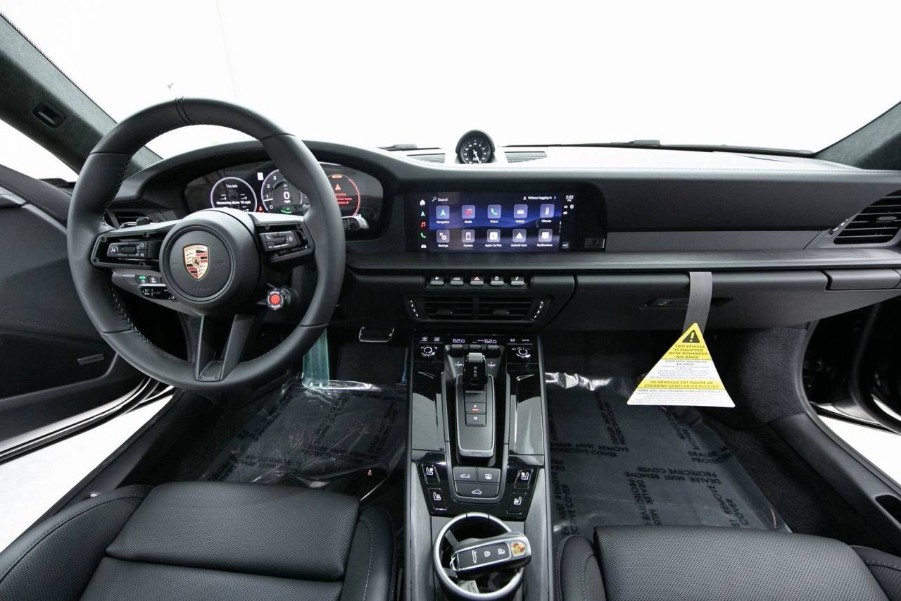 Thumbnail: 2026 Porsche 911 - 20