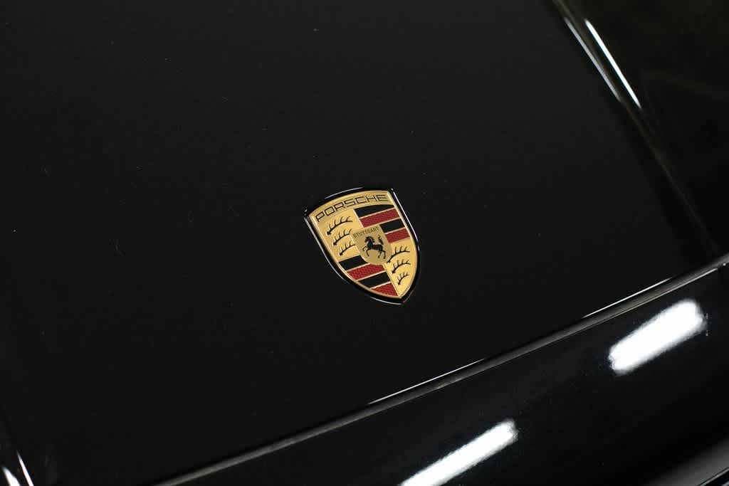 Thumbnail: 2025 Porsche  - 19