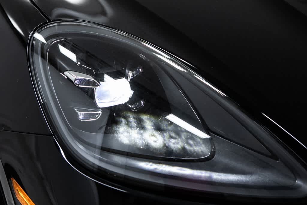 Thumbnail: 2022 Porsche Cayenne - 18