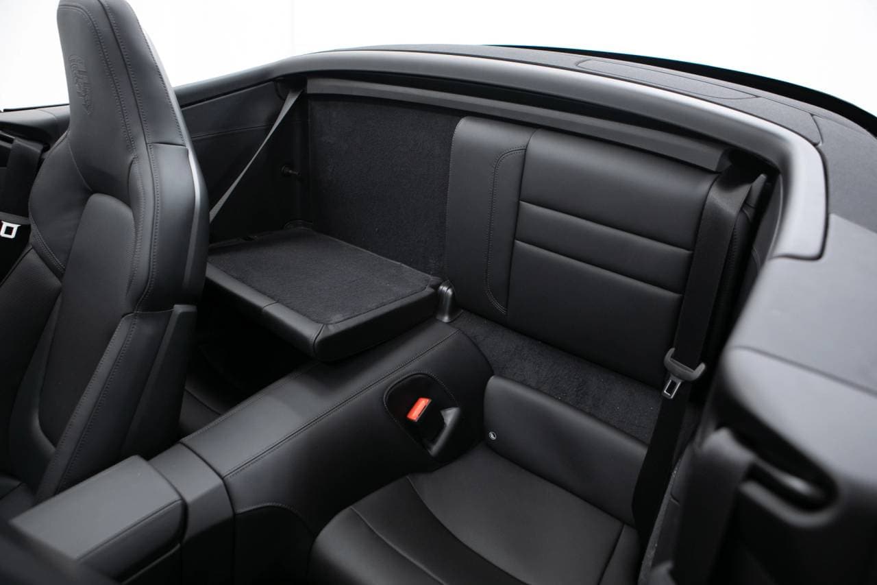 Thumbnail: 2026 Porsche 911 - 35