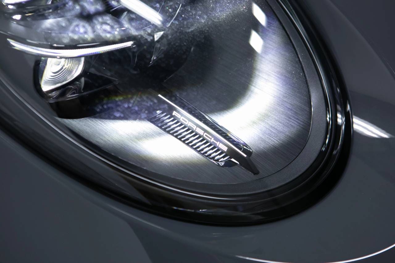 Thumbnail: 2026 Porsche 911 - 13